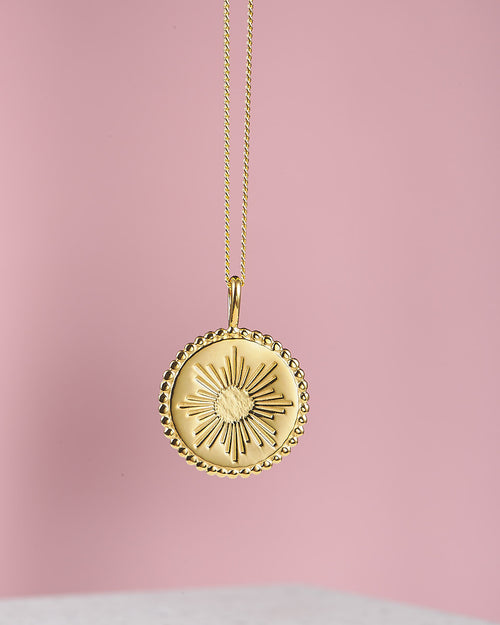 Sonnen Kette im Boho Look | Handmade in Bali | fair und umweltschoned | Handgemachter Schmuck aus Silber | 925 Silber + 3 Mikron Vergoldung | Entdecke unsere Ringe Ketten & Ohrringe | VERLAN Jewellery