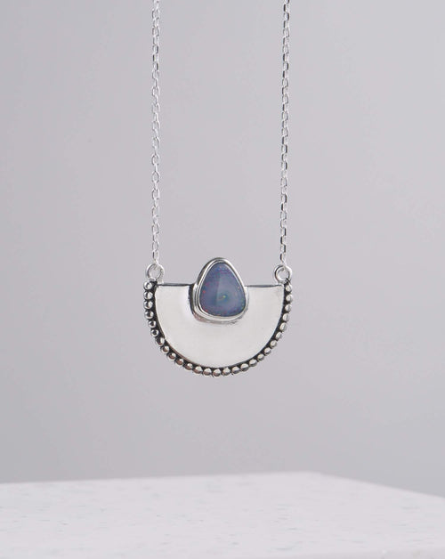 Handgemachte Kette im Boho Look | 925 Silber - wasserfest | Fair und umweltschonend auf Bali handgefertigt | Opal Stein Necklace | VERLAN Jewellery | Fairfashion | Entdecke unseren Schmuck aus Bali