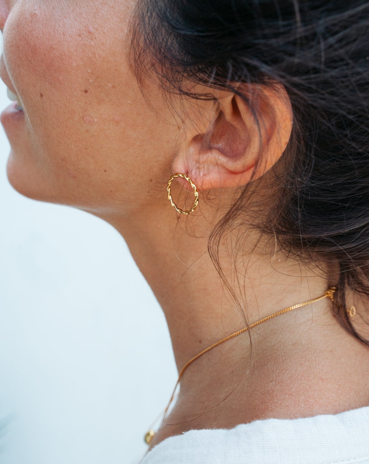 goldene Kreis Ohrstecker | Schmuck aus Bali | VERLAN Jewellery | das perfekte Geschenk für Freundin finden | nickelfreier Schmuck