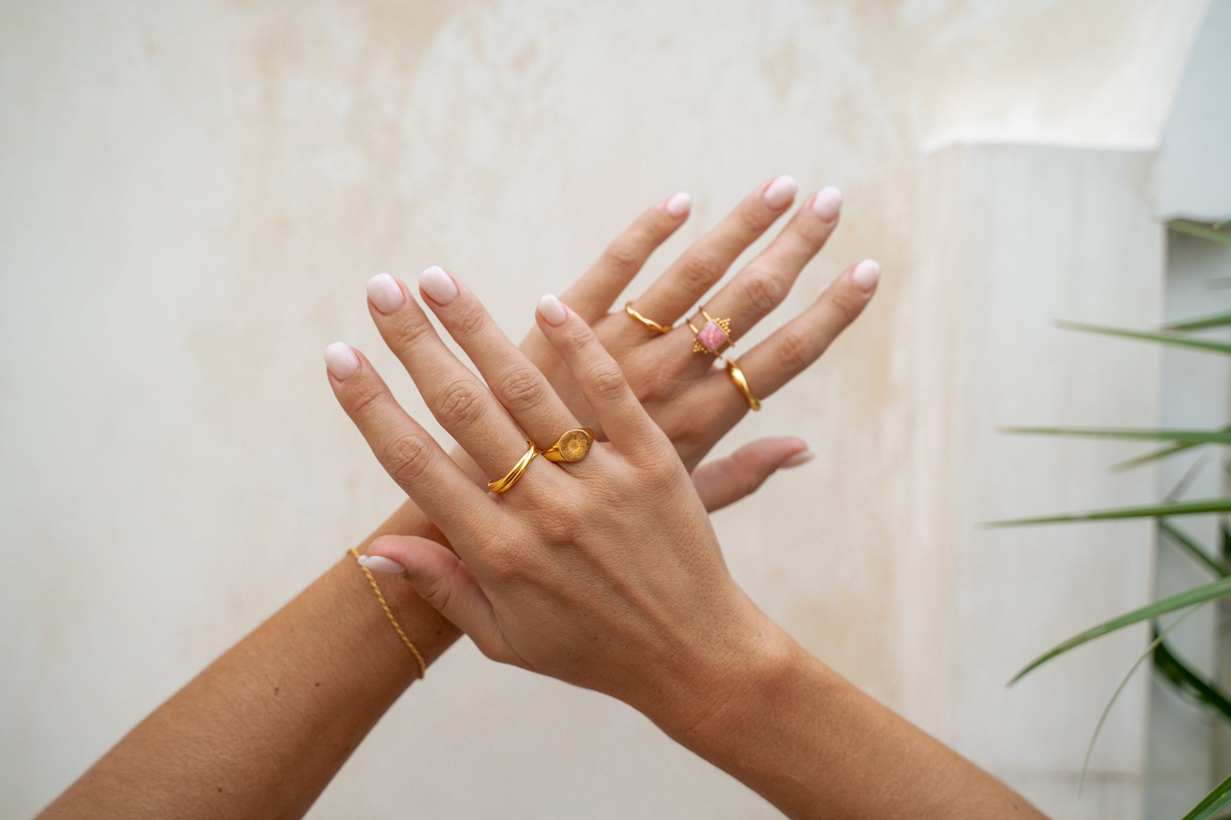 Goldschmuck online kaufen | Bali Boho Schmuck | Gold Ringe und Gold Ketten aus Bali |  Ringgröße messen | Ringgrößentabelle | fair und umweltschonend | Handgemachten Schmuck online kaufen |  Das perfekte Geschenk für Freundin finden bei VERLAN Jewellery