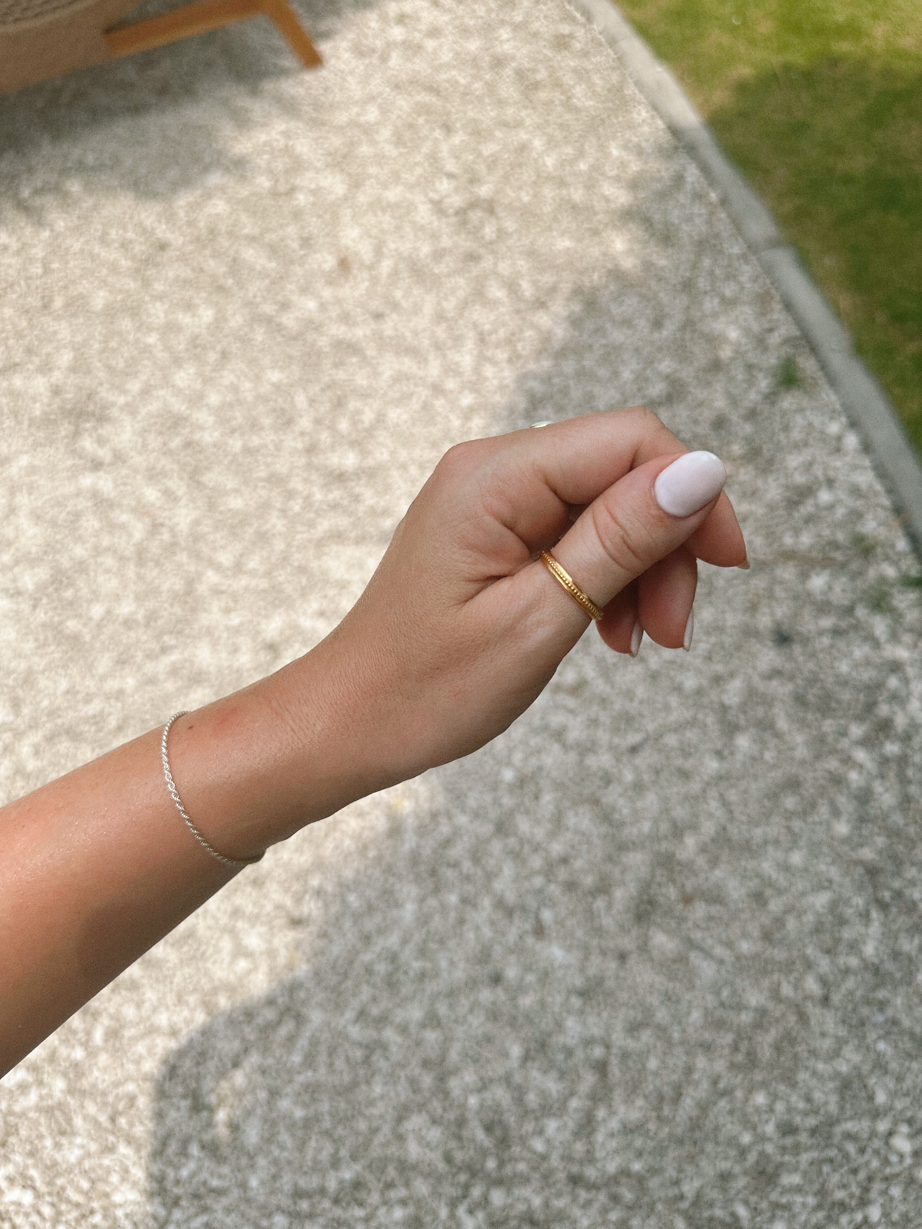 Bali Schmuck| VERLAN Jewellery | Fairfashion | Handgemachte Ringe im Boho Look aus Bali | Single Fin Ring mit Perlen | Wunderschön und mit viel Liebe angefertigt
