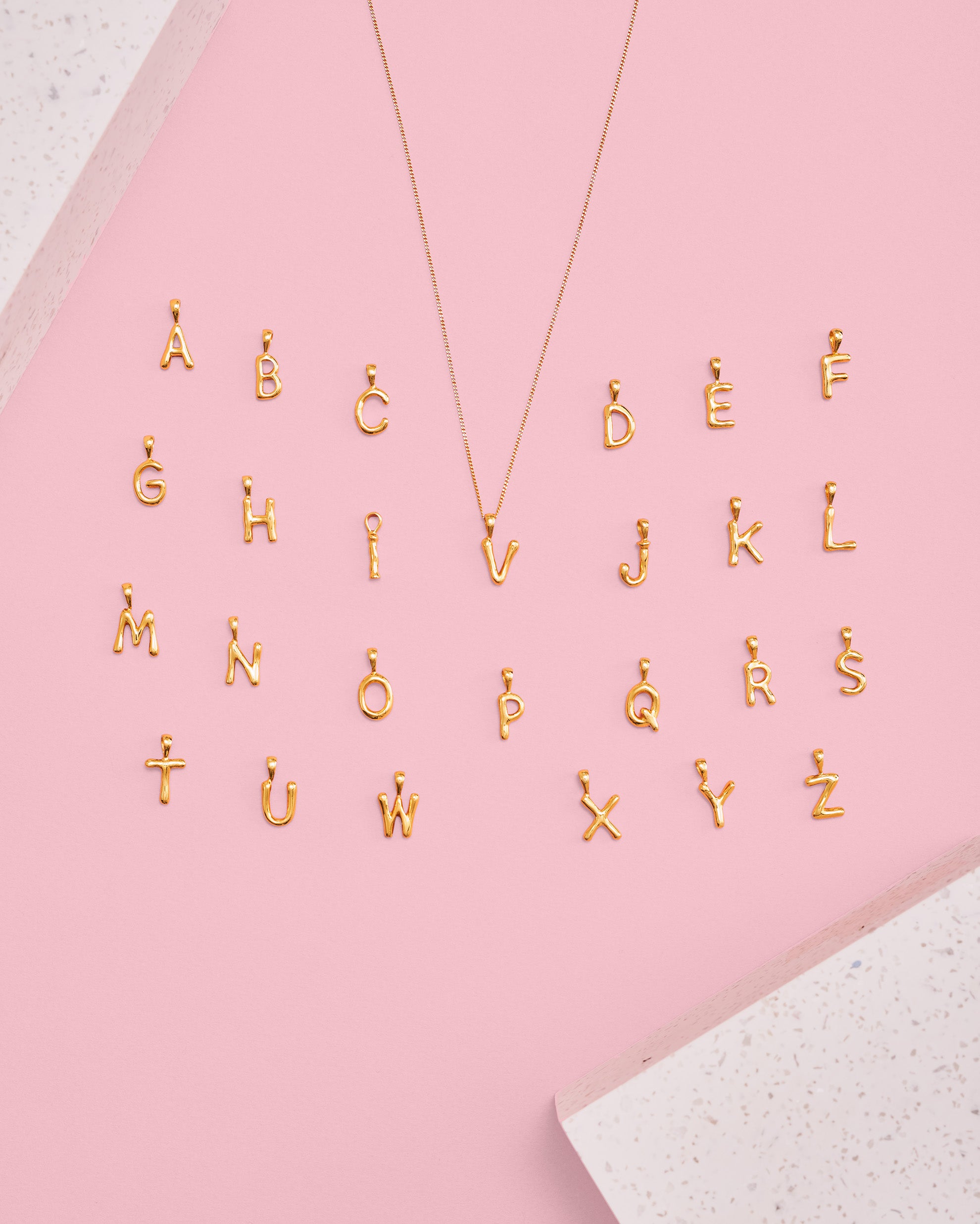 Initialen Buchstaben im Ballon Look von VERLAN - entdecke das ganze Alphabet