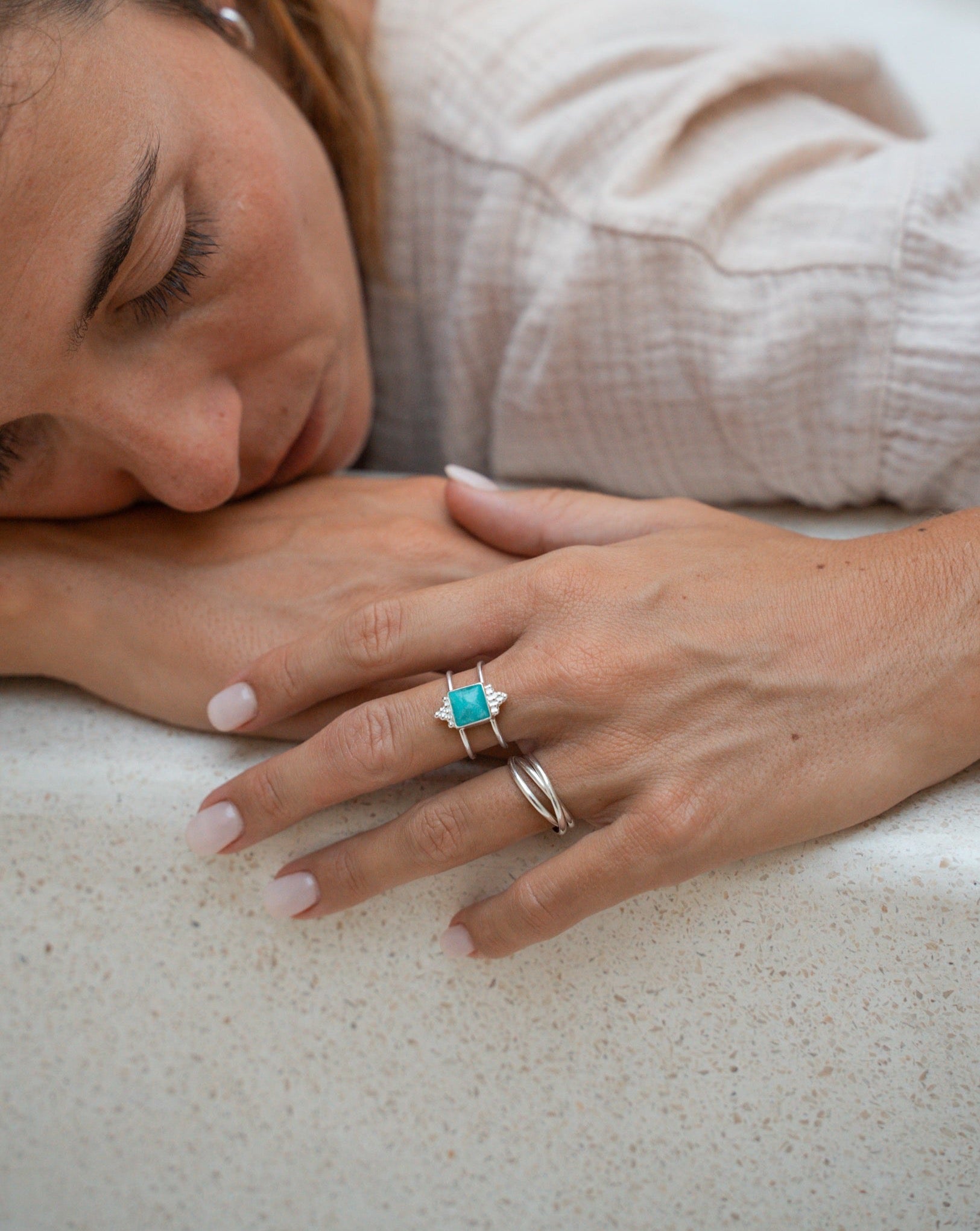  Ring mit Amazonit Stein | Ring Blauer Stein | Schmuck aus Bali | Handgemachter Schmuck online kaufen | Geschenk für Freundin finden | VERLAN Jewellery
