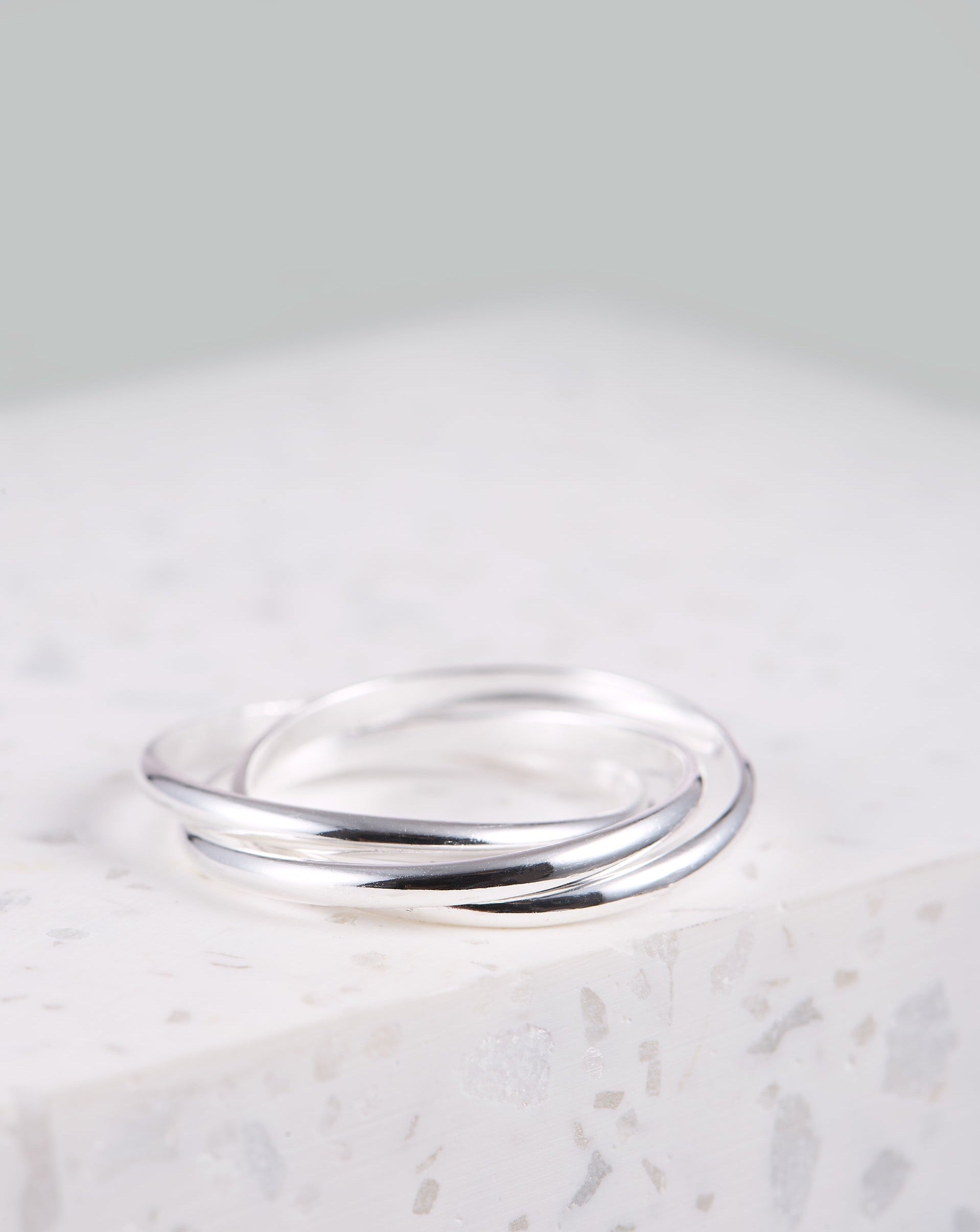 Anxiety Ringe: Wie Anti-Stress-Ringe innere Unruhe lindern Anxiety Ringe: Wie Anti-Stress-Ringe innere Unruhe lindern