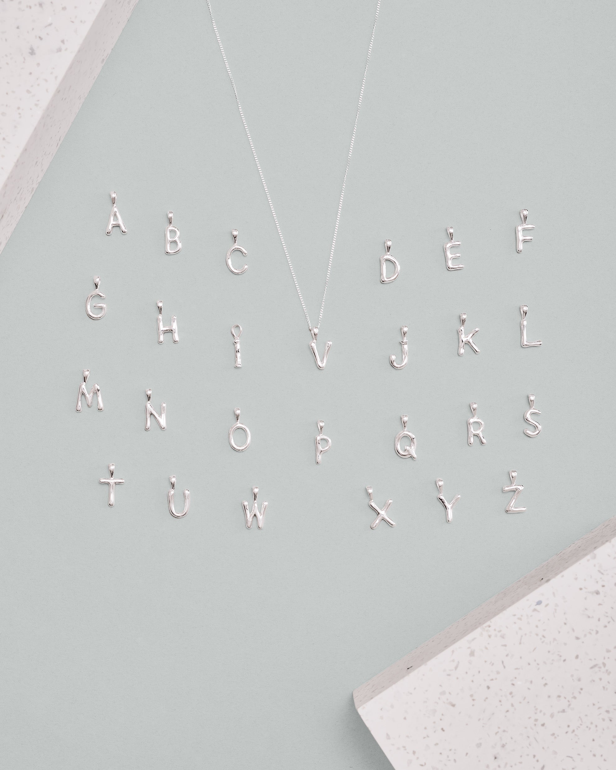 BUBBLE BUCHSTABEN KETTE