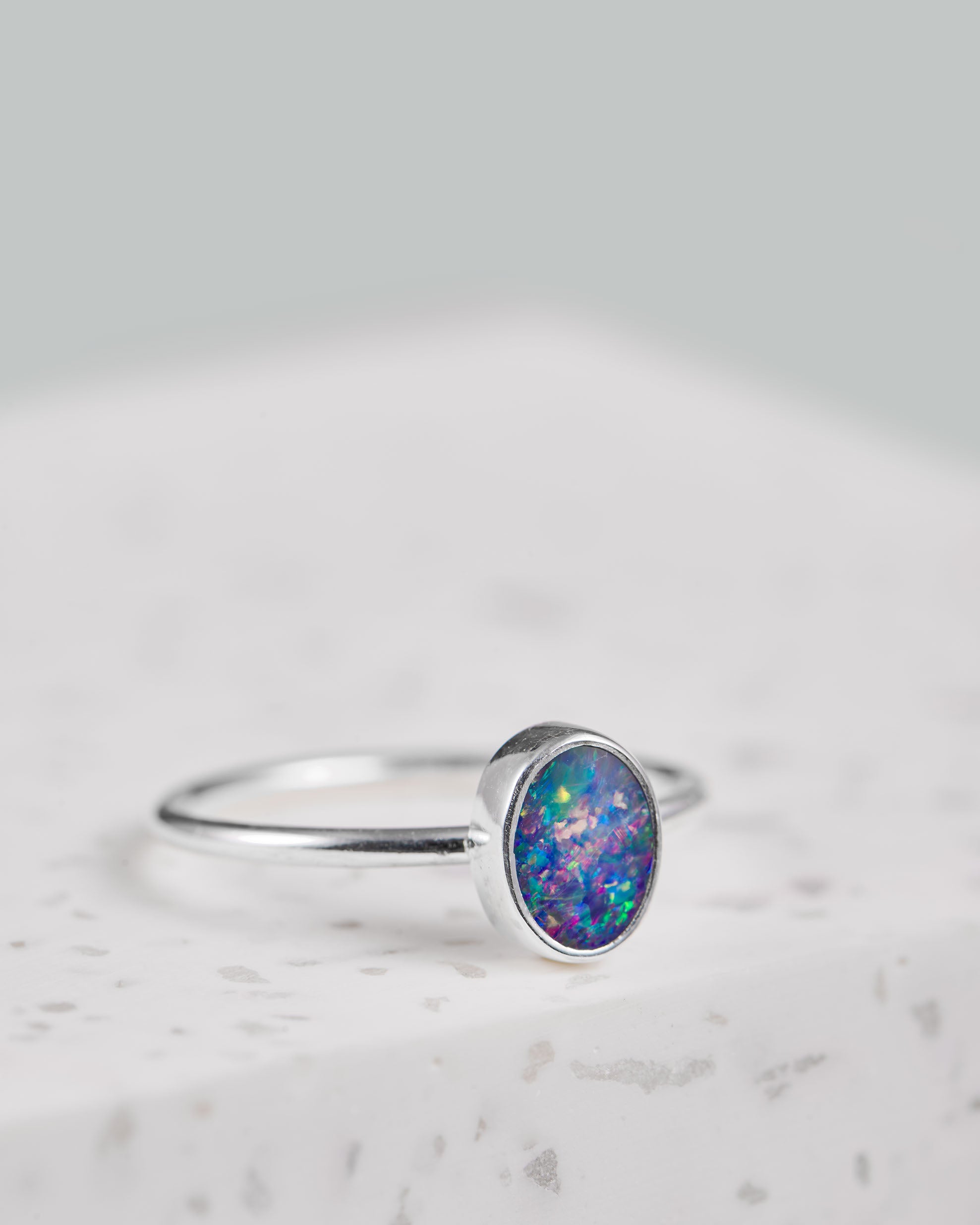 Handmade with love | VERLAN Jewellery | Fairfashion | Handgemachte Ringe im Boho Look aus Bali | Fair und nachhaltig handgefertigter Schmuck | Silberring mit Opal | 925 Silber