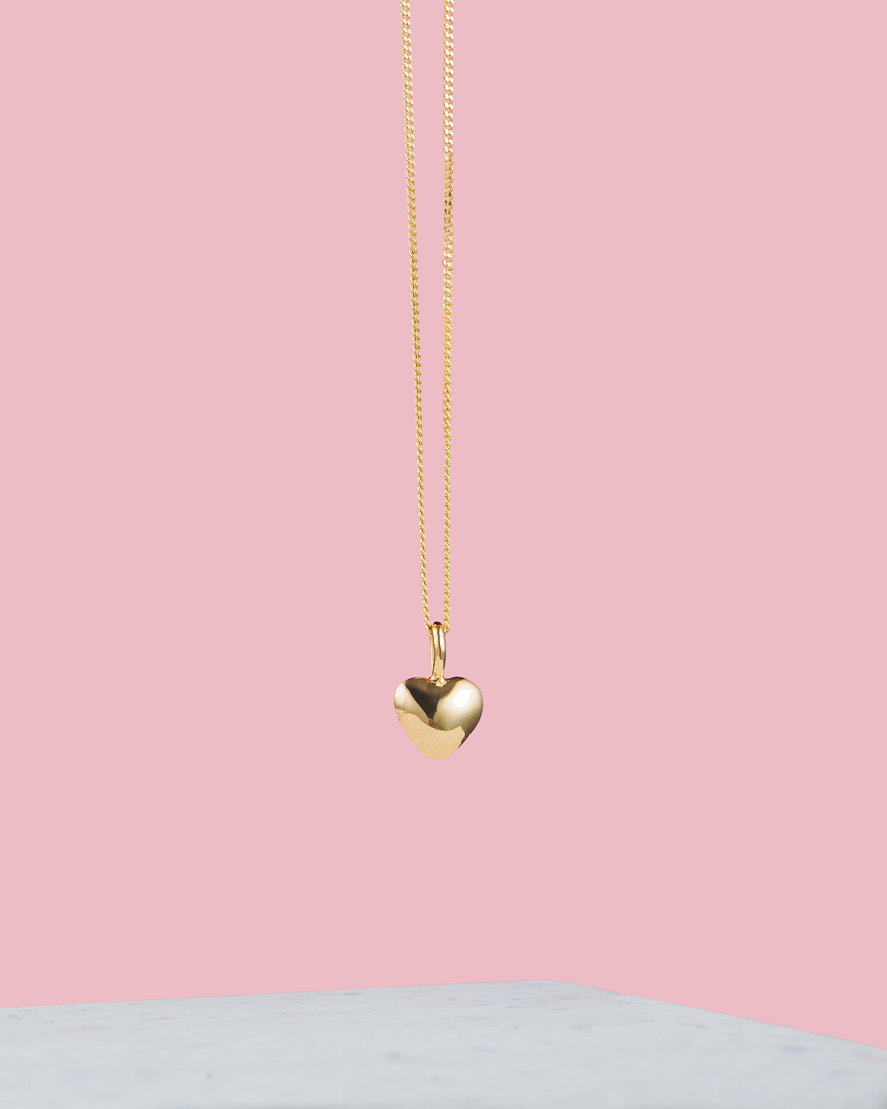 Kette mit Herzchen Anhänger | Herz Kette in gold | VERLAN Jewellery | Handgemachter Schmuck