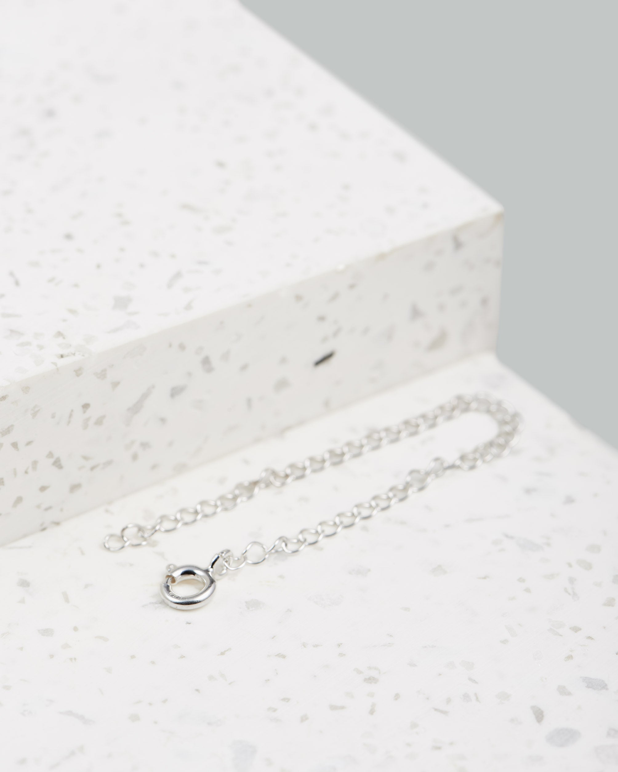 Verlängere deine Kette flexibel in der Länge mit dem VERLAN Ketten Extender | Perfekt für den Layering Look aus wasserfestem Sterling Silber