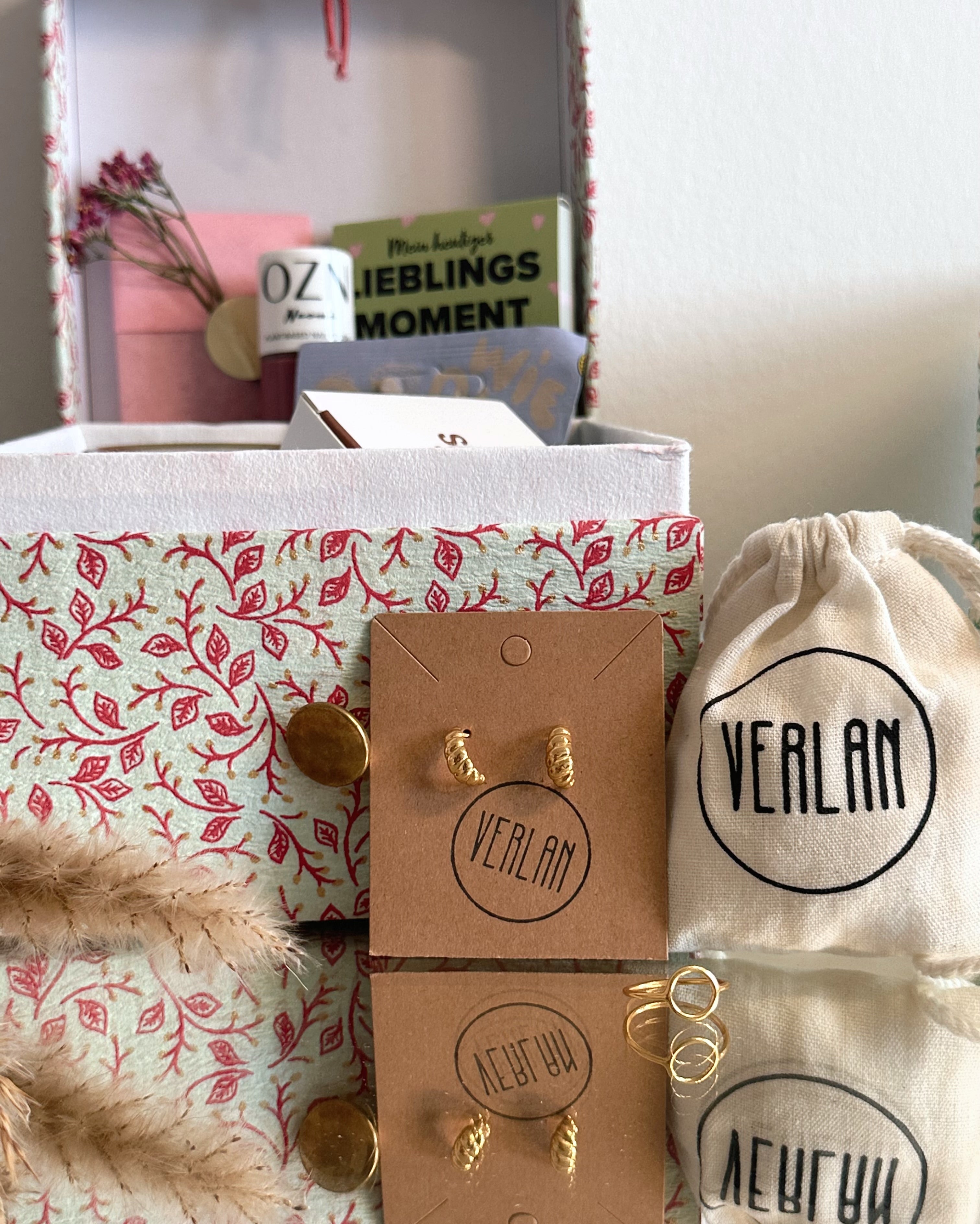 VERLAN Adventskalender Box, nachhaltiger Adventskalender mit handgefertigten Schmuckstücken