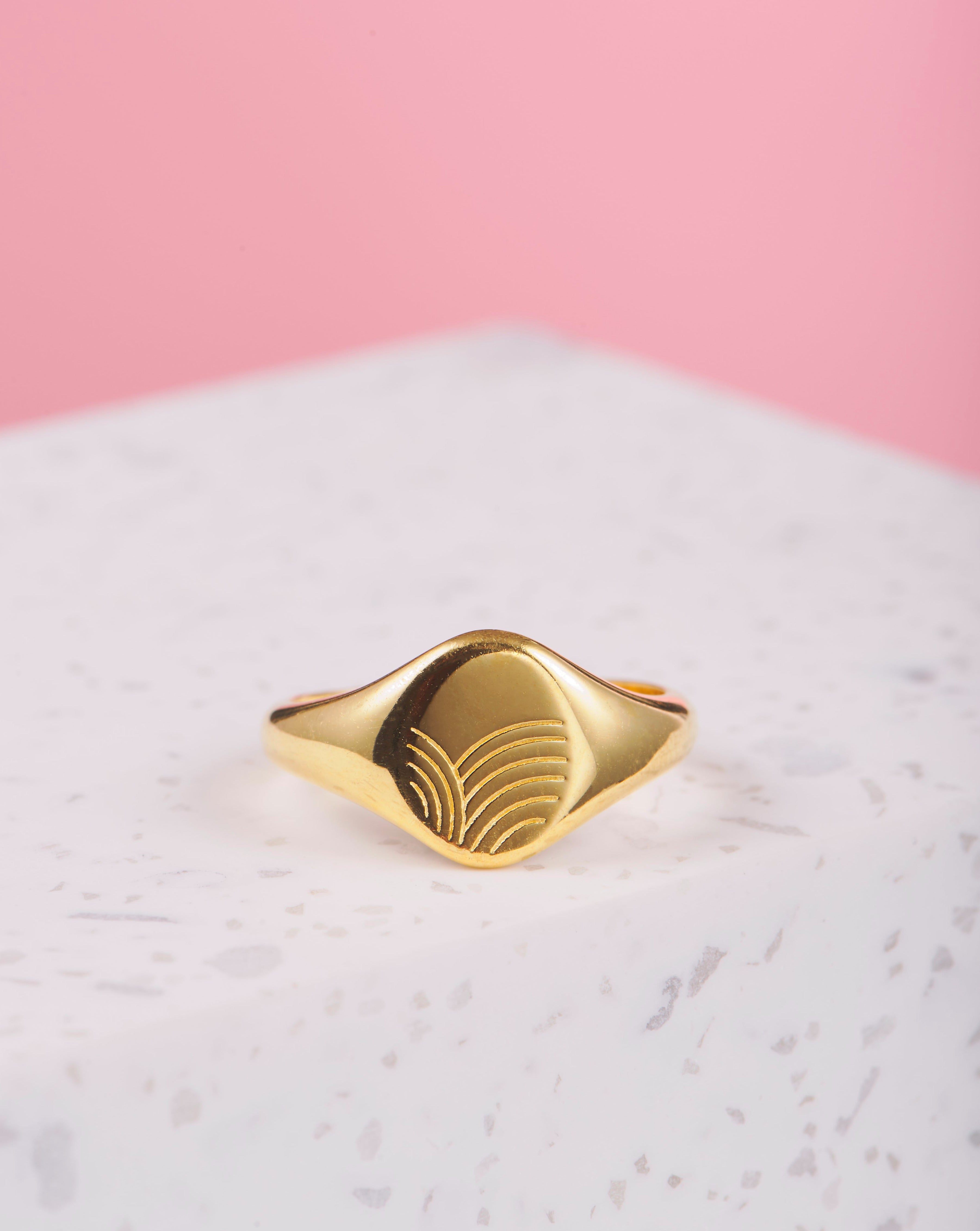 Handgemachter Ring im Boho Look | 925 Silber & 5 Mikron Vergoldung | Regenbogen Ring | Double Rainbow | Fair und umweltschonend auf Bali handgefertigt | VERLAN Jewellery | Fairfashion 