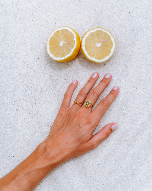 Handgemachte Labradorit Stein Ring mit perlen im Boho Look | 925 Silber | Fair und umweltschonend auf Bali handgefertigt | VERLAN Jewellery | Fairfashion | SANUR Jawan Ring | 22 Karat Vergoldung