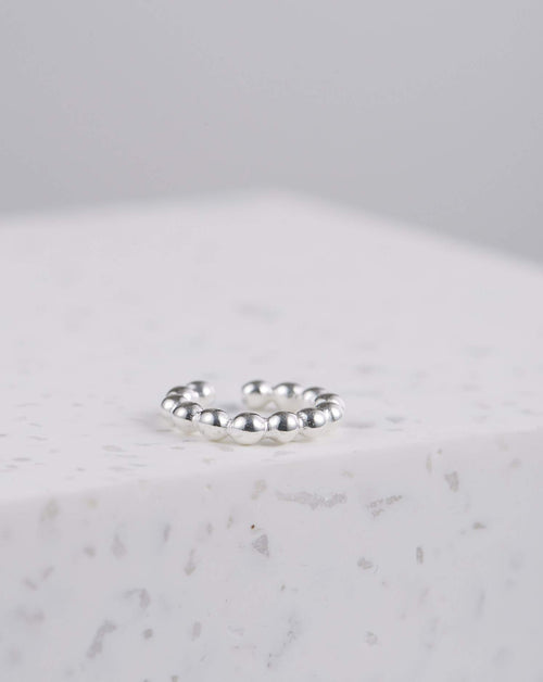 Handgemachte Earcuffs | Kugeln | 925 Silber - wasserfest | Fair und umweltschonend auf Bali handgefertigt | PELURU Ohrstecker ohne Piercing | VERLAN Jewellery | Fairfashion | Bali Vibes