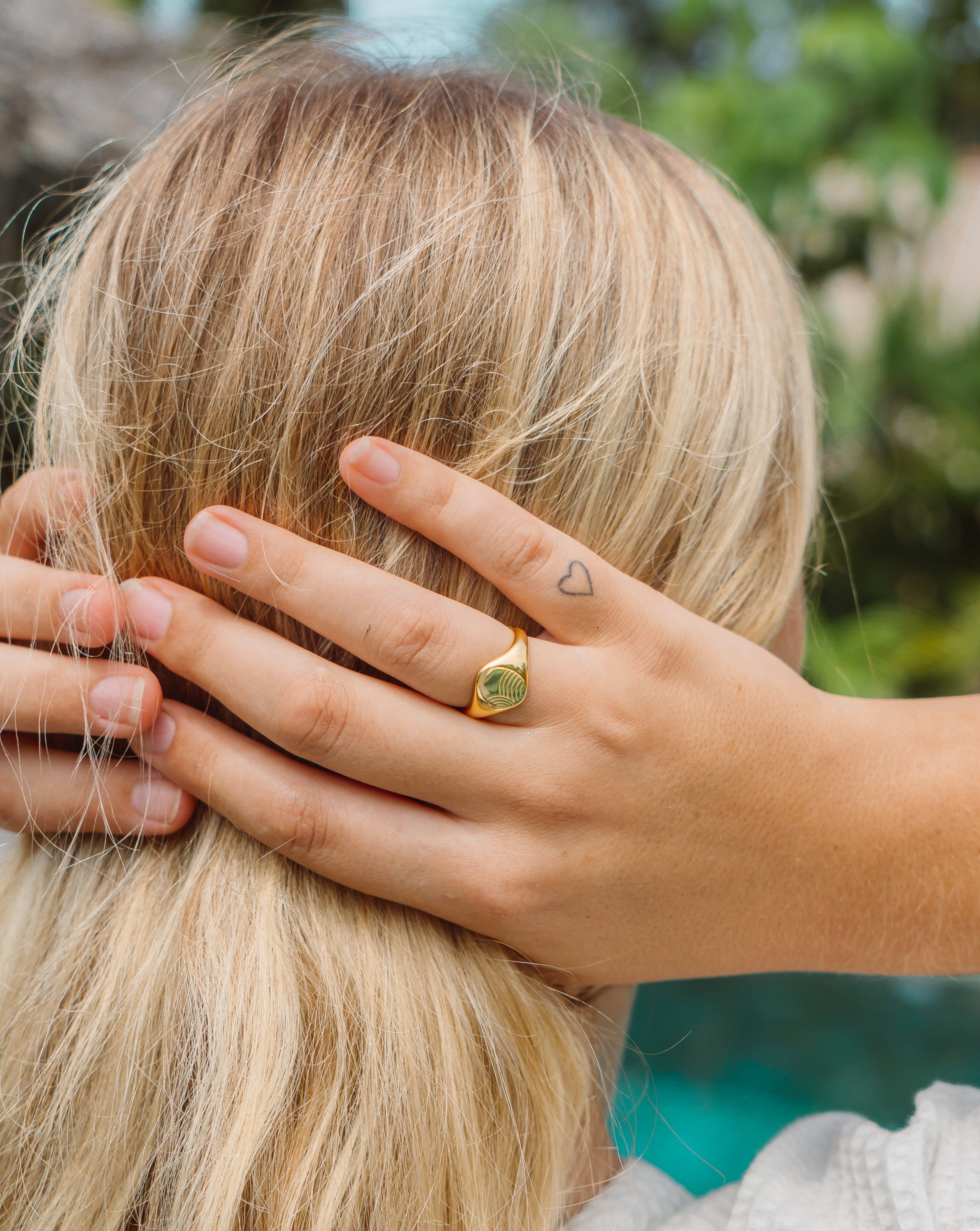 Handgemachter Ring im Boho Look | 925 Silber & 5 Mikron Vergoldung | Regenbogen Ring | Double Rainbow | Fair und umweltschonend auf Bali handgefertigt | VERLAN Jewellery | Fairfashion 