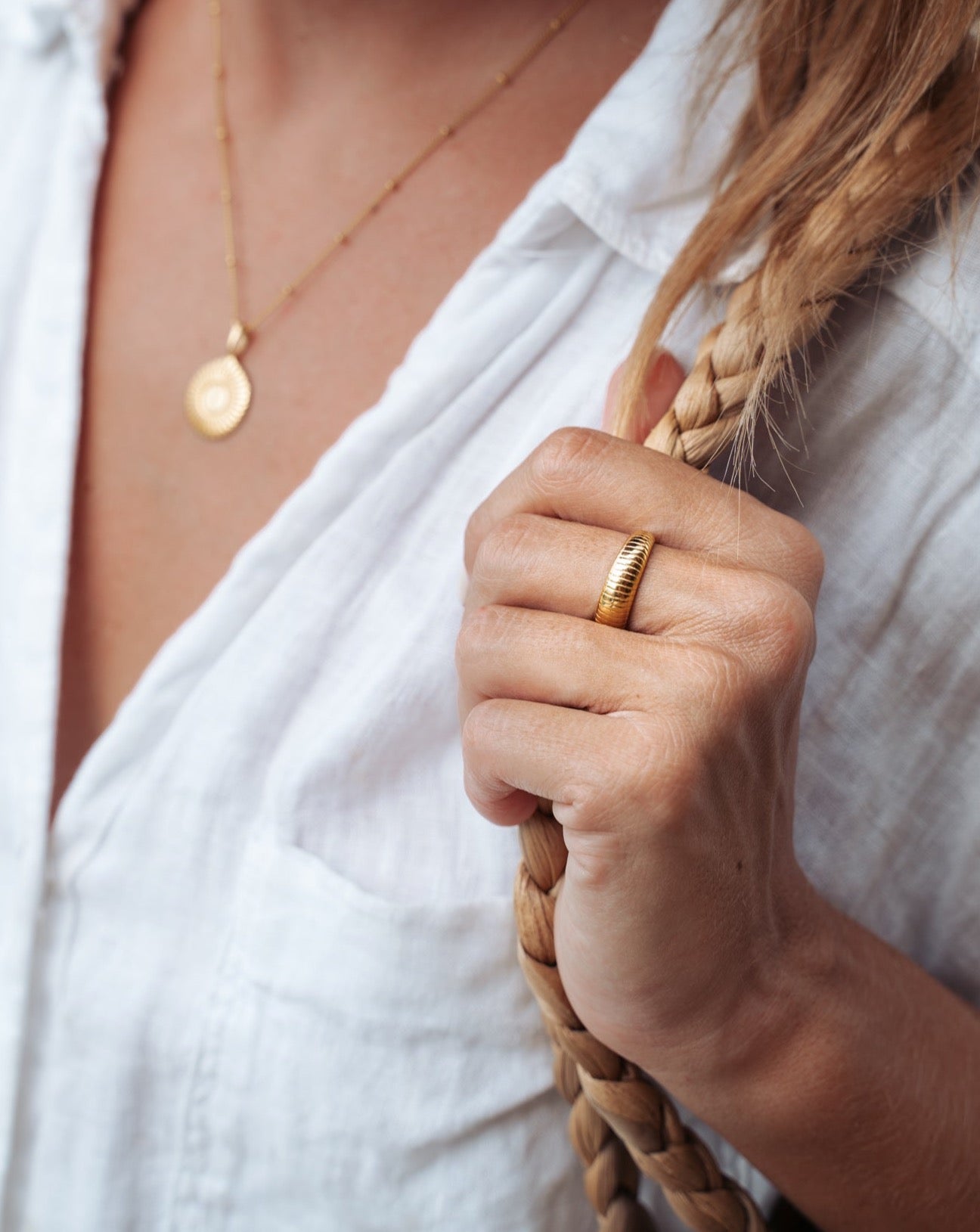 breiter gold ring | ringgröße raus finden online | VERLAN Jewellery | Schmuck aus Bali