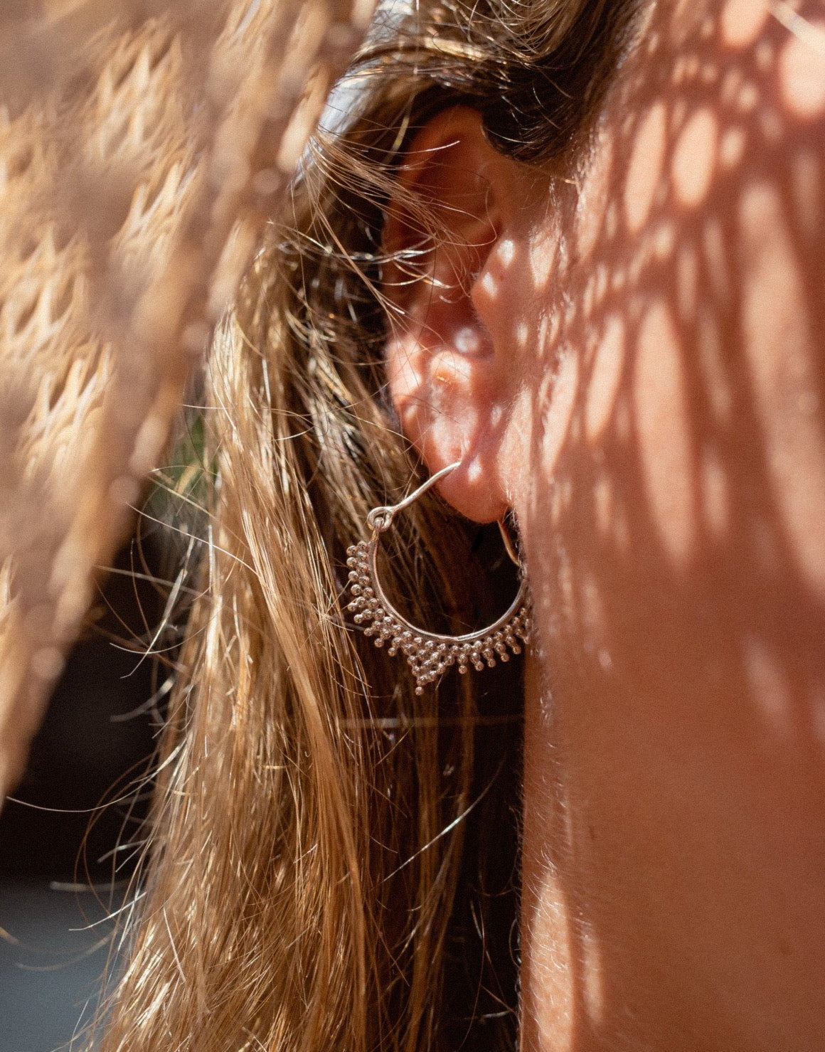 Echt Silber Ohrringe | Handgemacht auf Bali | Ohrringe silber hängend | Handgemachte Ohrringe silber creolen | Bali Schmuck online kaufen | Fair produzierter Schmuck aus Bali | Das perfekte Geschenk für Freundin finden bei VERLAN Jewellery 